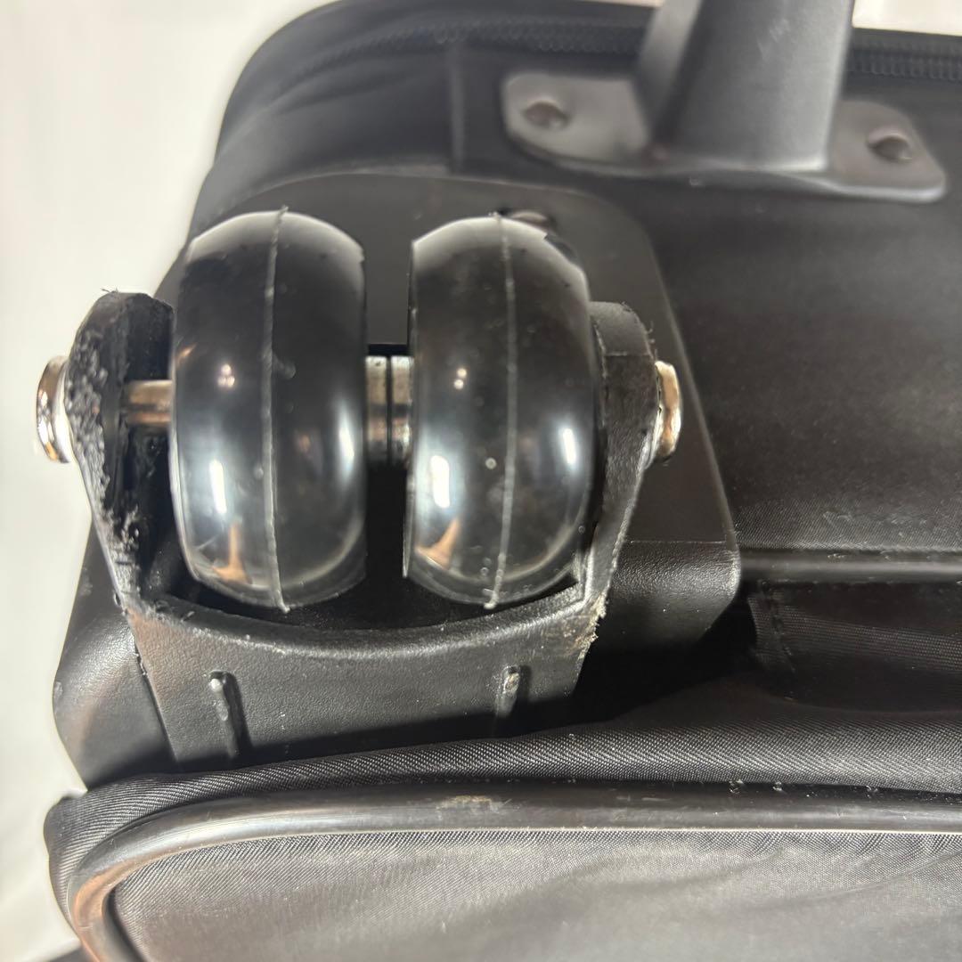 ✨希少✨PRADA プラダ　キャリーケース　ナイロン　レザー　三角ロゴプレート