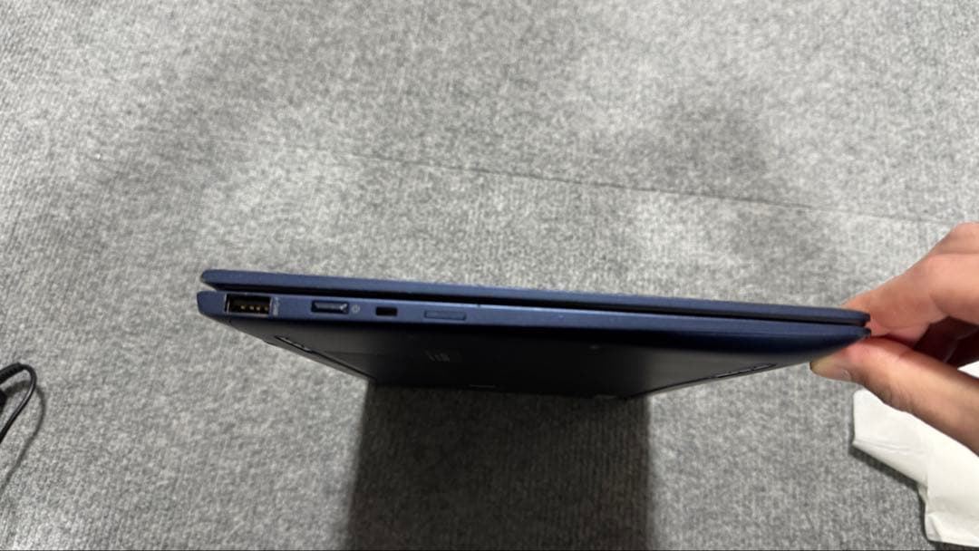 hp dragonfly i5-8265U メモリ8GB SSD256GB