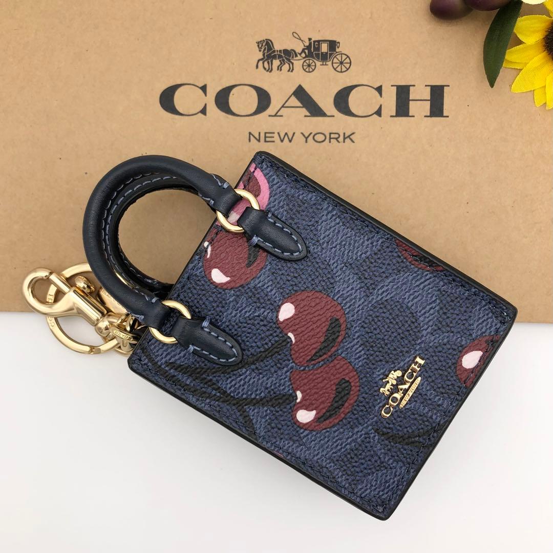COACH ★大人気★ ミニトート バッグチャーム チェリー デニム 新品