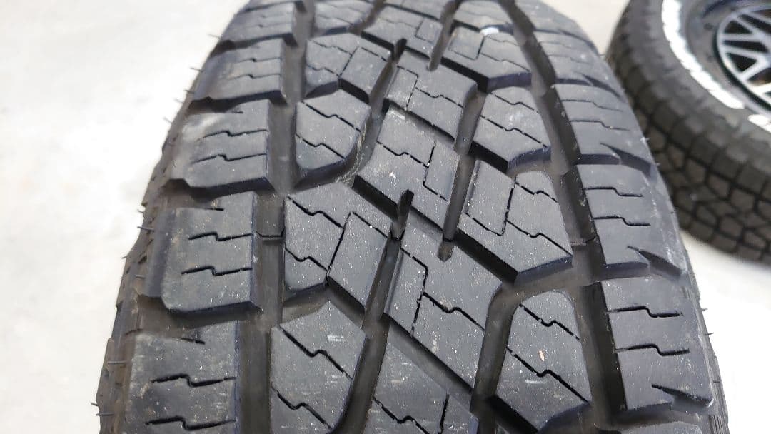 ナイトロパワー☆スティンガーM29☆モンスタタイヤ225/65R17☆中古品☆