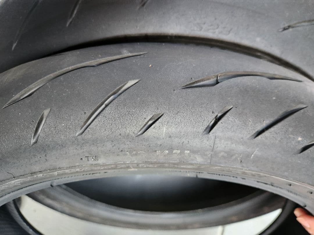 ブリジストン　S23　前後セット　120 .70.17　　　190.55.17