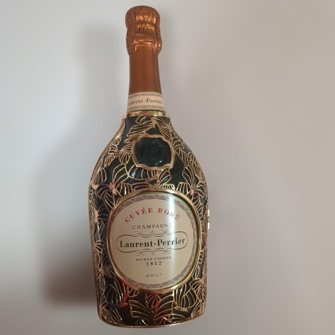 ローラン・ペリエ ロゼ バタフライ 数量限定