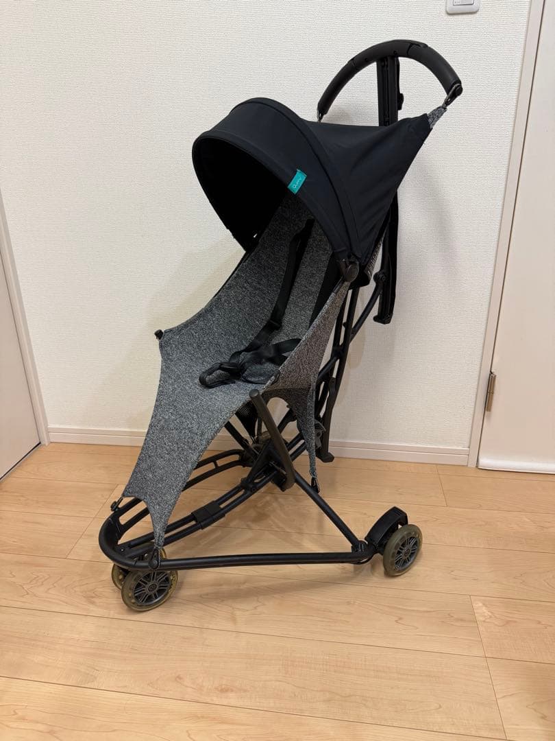 Quinny YEZZ クイニージャズエアー B型ベビーカー