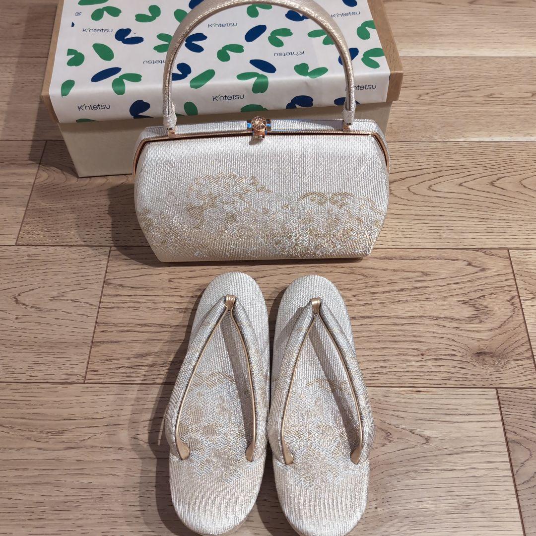 胡蝶履き　冠婚葬祭　草履バッグセット　ホワイトゴールド