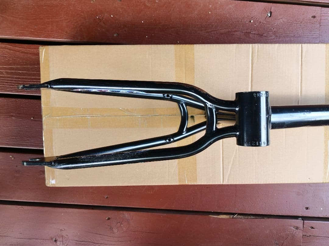 BMX フレーム subrosa OM 20. 75 shadow