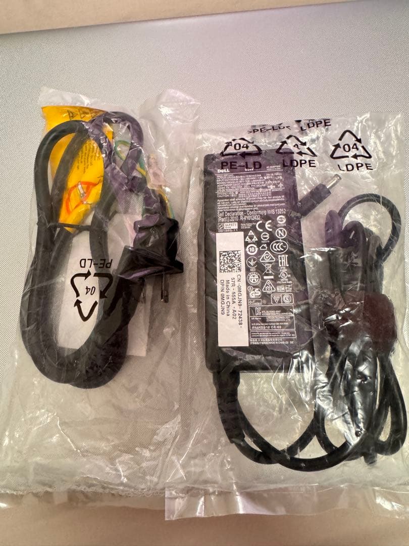 DELL Inspiron 17 DELL ノートPC シルバー