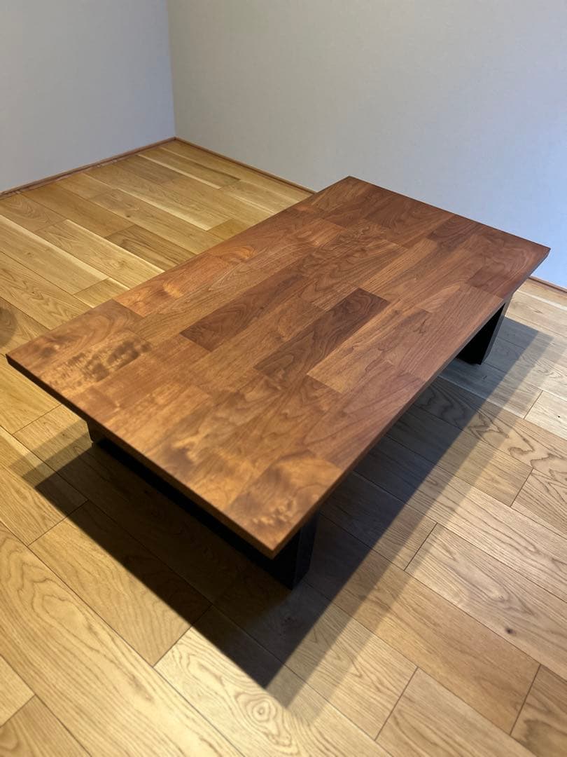 木製モダンテーブル 120cm x 65cm