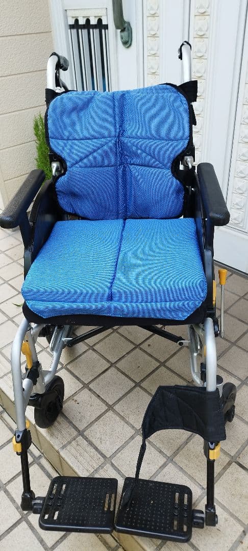 介護用車いす NEXT-61B （松永製作所）