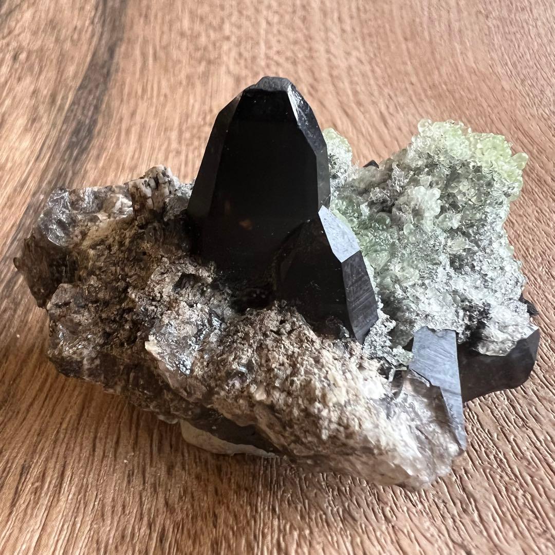 ハイアライトオパール スモーキークォーツ 共生 鉱物 標本 原石