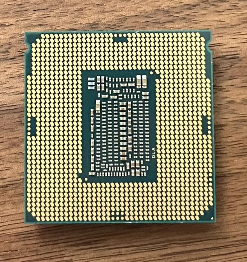 Intel Core i7-9700K 動作確認済み CPU 本体のみ