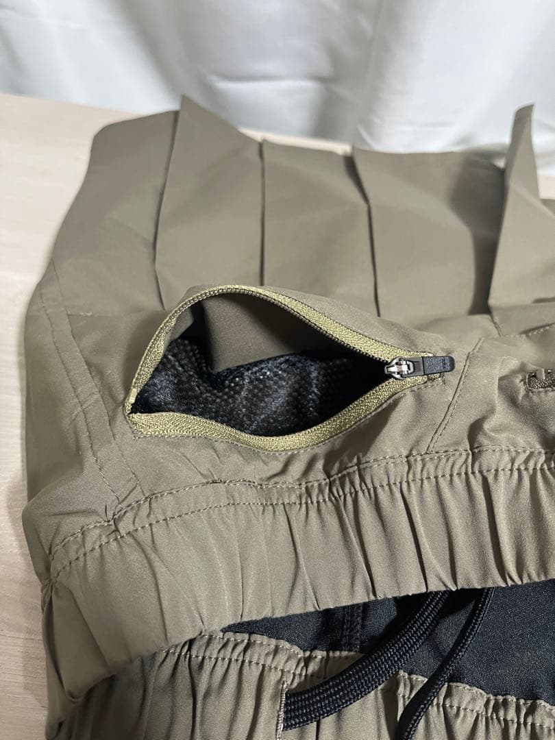 美品 ranor ラナー プリーツランニングスカート XS オリーブ トレラン