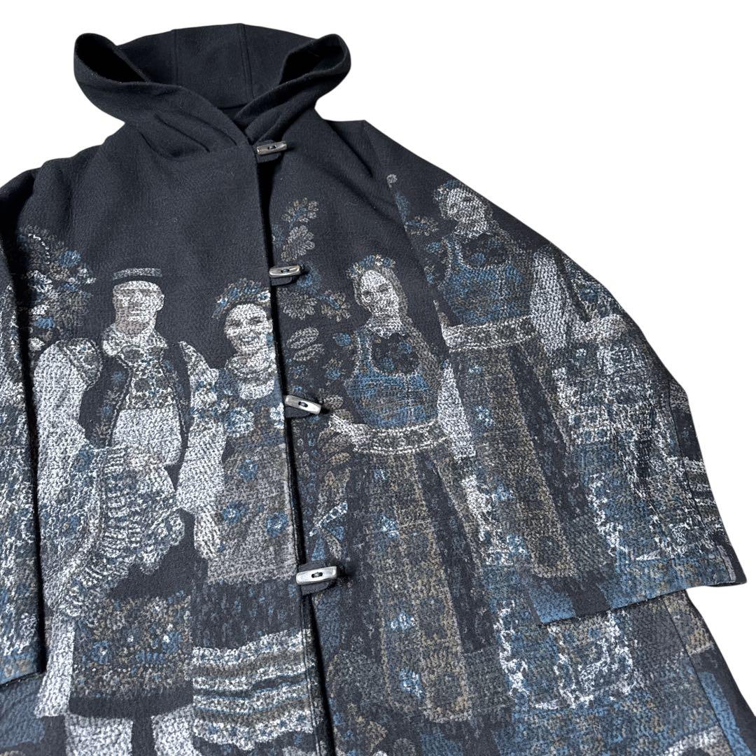 希少 トクコプルミエヴォル ウールコート 人物柄 民族衣装 刺繍調 黒 9号