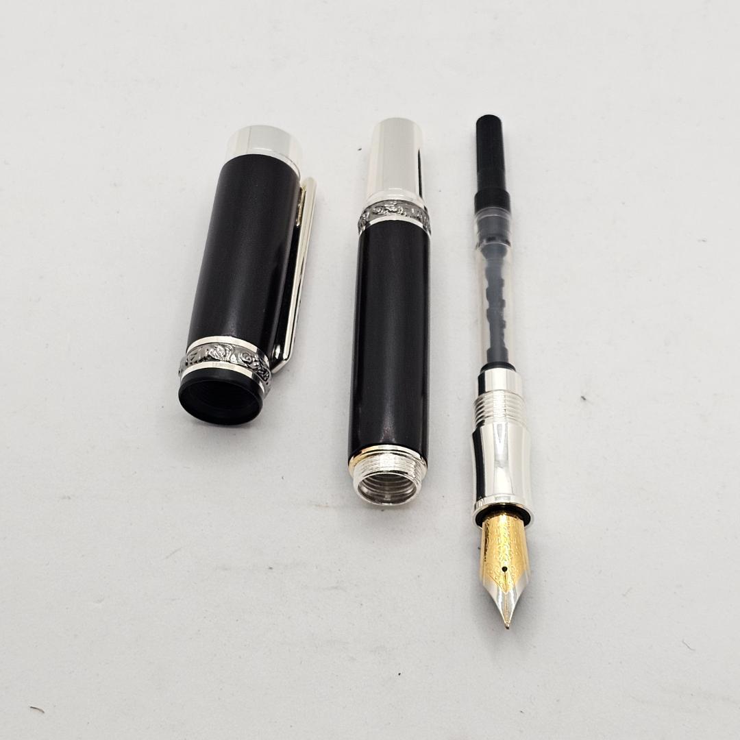 【超希少】ドイツ製 トーマス・Wディーカー 万年筆 未使用品