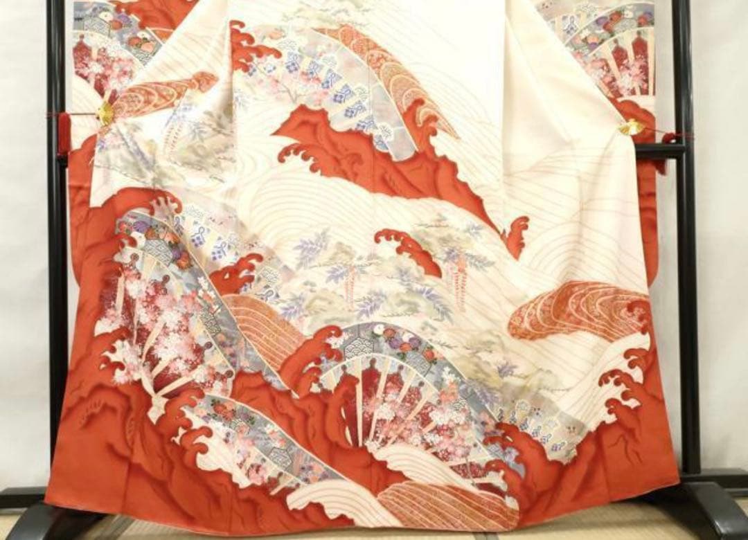 振袖 フルセット6点サイズM〜Ｌ駒刺繍　片輪車吉祥花文　金銀彩　正絹