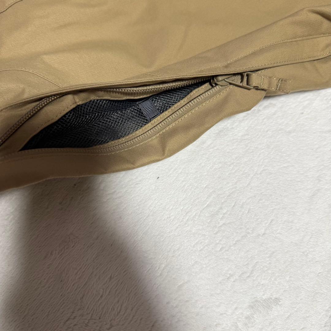 Dバートン　GORE-TEX スノーボードパンツ　ベージュ　防風