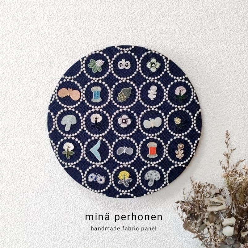丸型　ミナペルホネン　ファブリックパネル　クリスマス　引っ越し祝い　誕生日　北欧