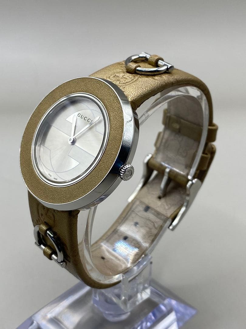 GUCCI ゴールドレザー 129.4 レディース腕時計