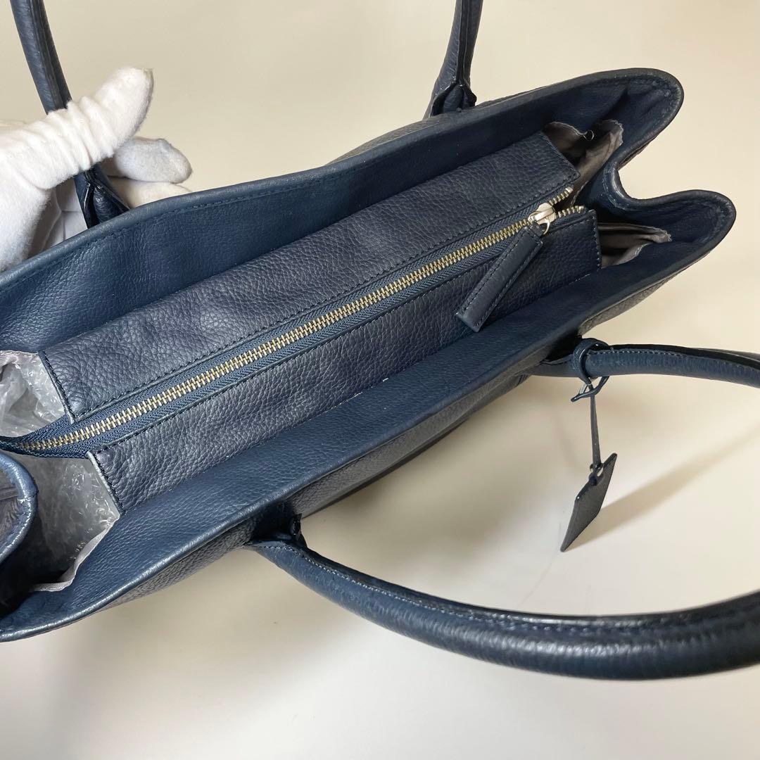 BARNEYS NEW YORKトートバッグ 大容量 A4 PC レザー 紺