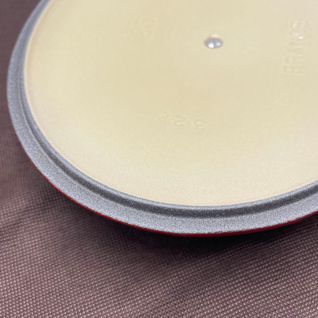 極美品　LE CREUSET ココット　オーバル　25cm チェリーレッド