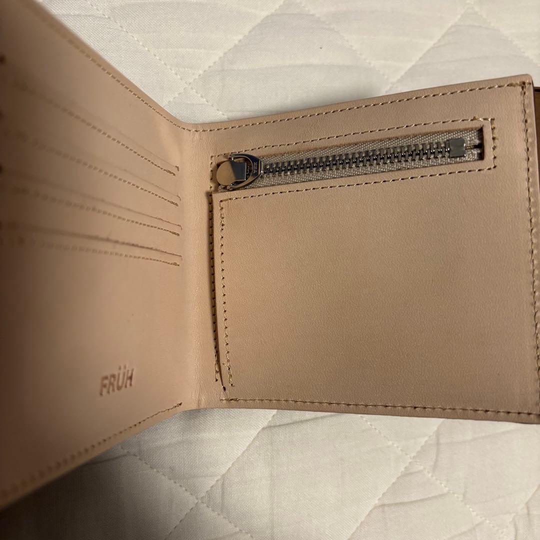 新品同様 fruh [フリュー] スマートショートウォレット コードバン