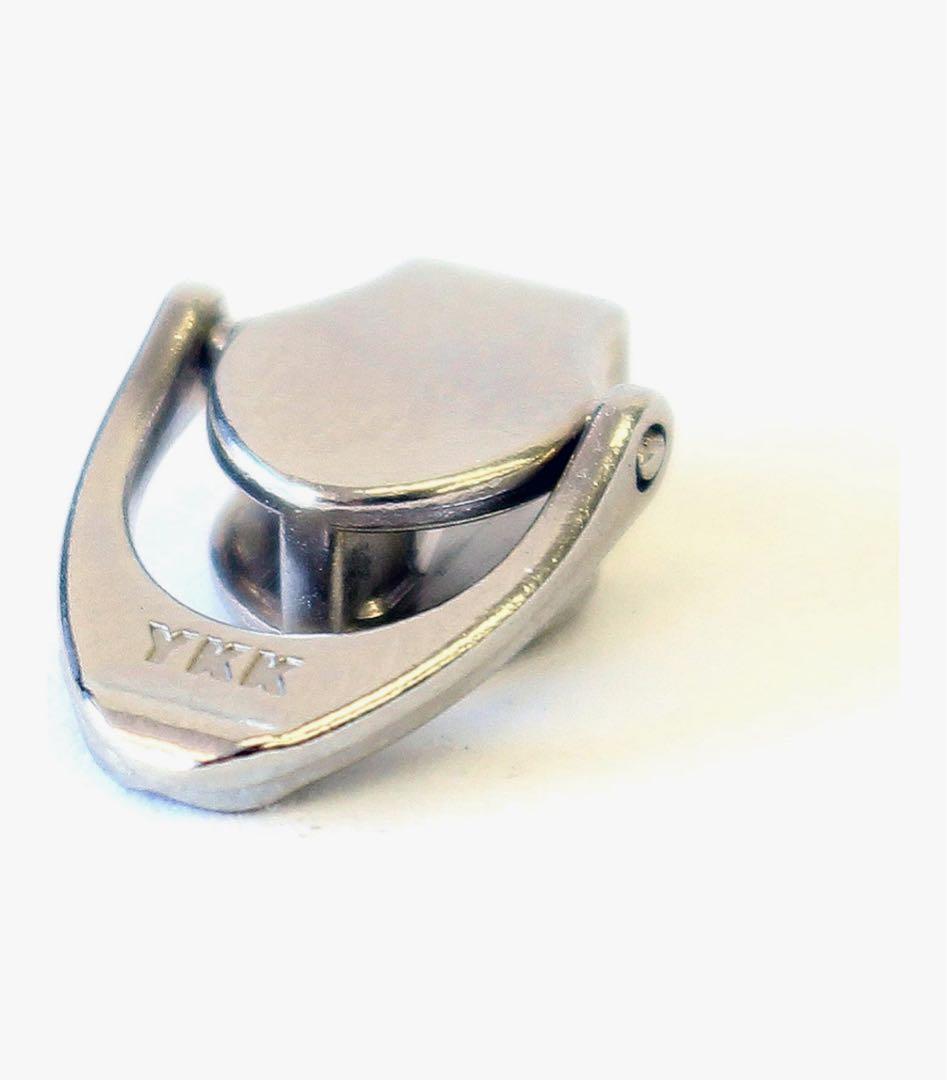 新品同様 fruh [フリュー] スマートショートウォレット コードバン