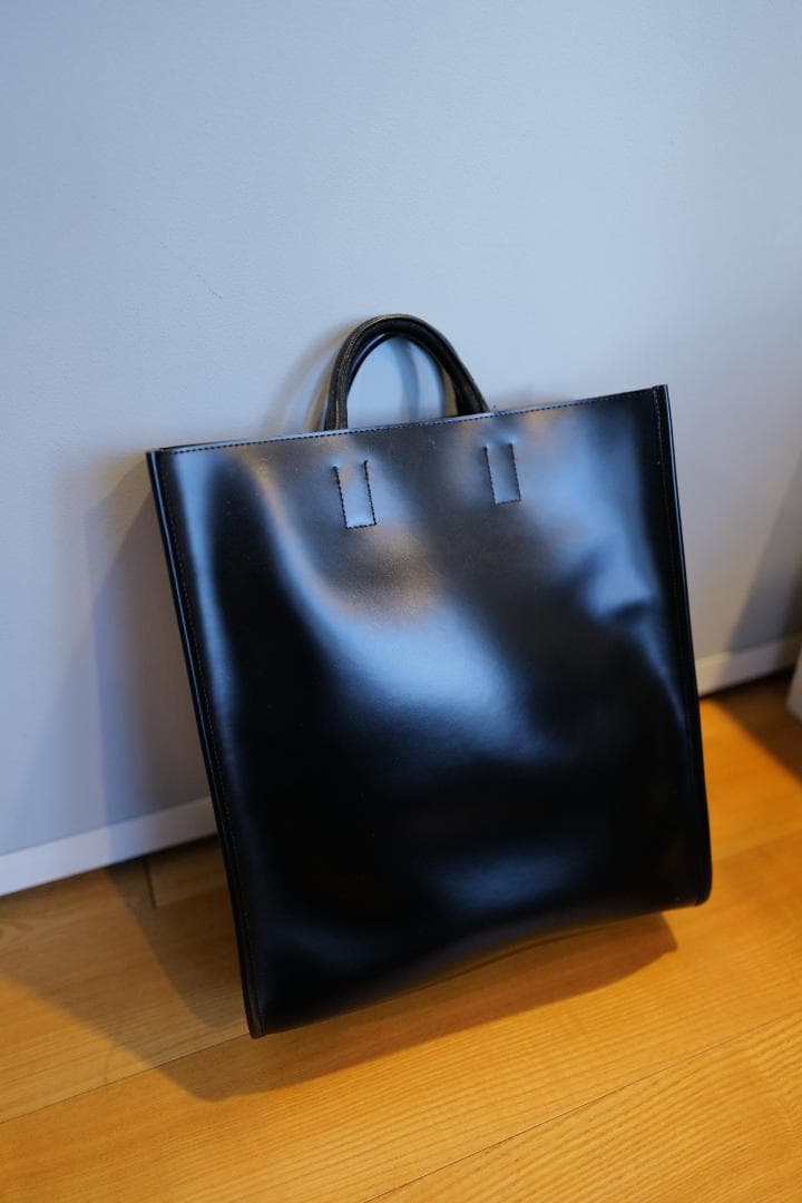 PIENI TOTE L Black / レザートートバッグ