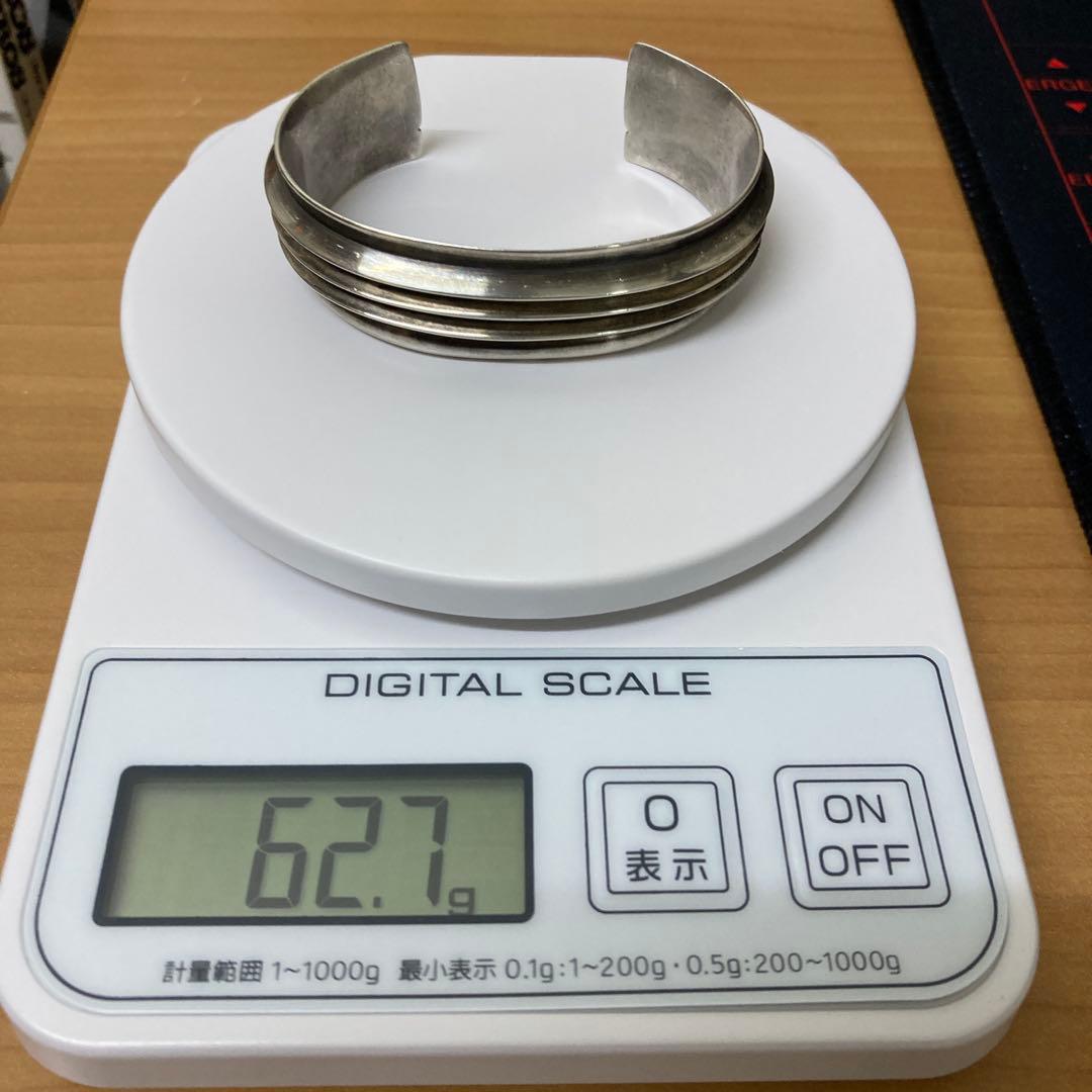 ファンタスティックマン バングル