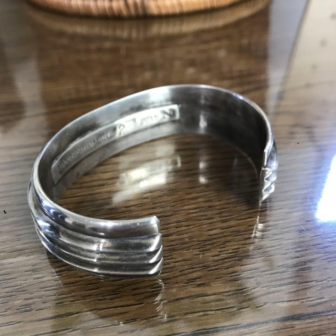 ファンタスティックマン バングル