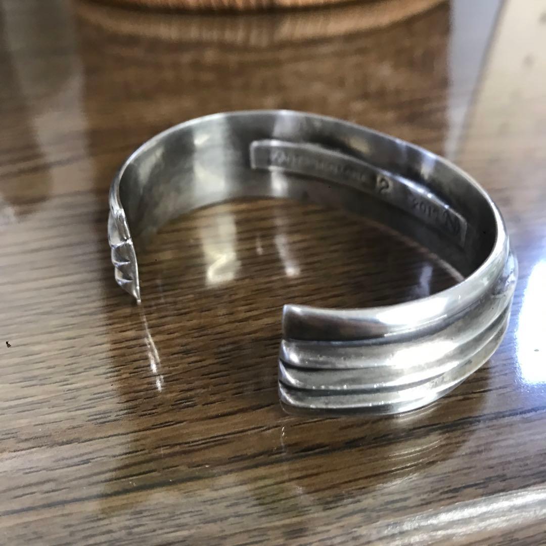 ファンタスティックマン バングル