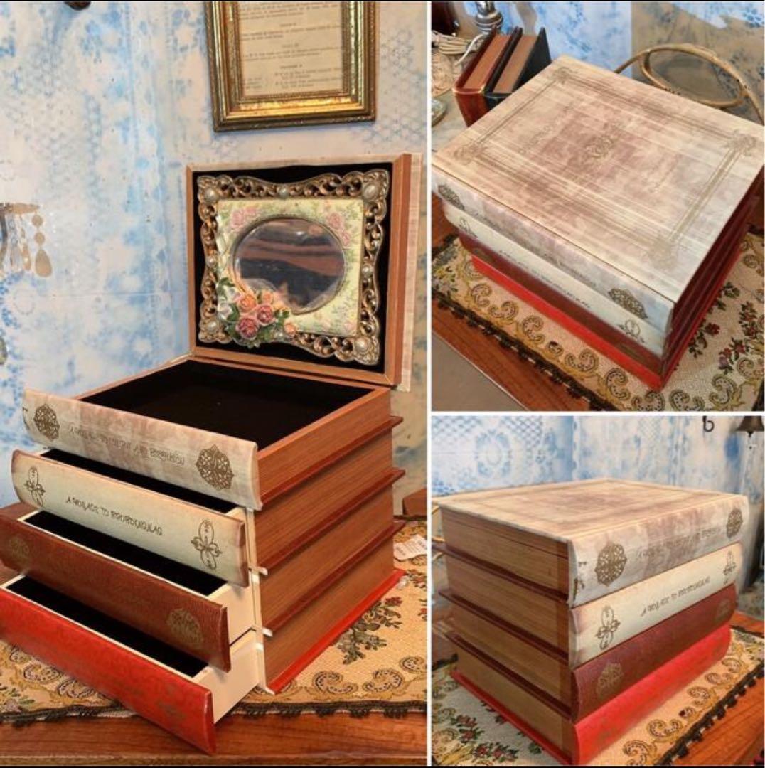 アンティークな部屋/ Secret book / アクセサリーボックス