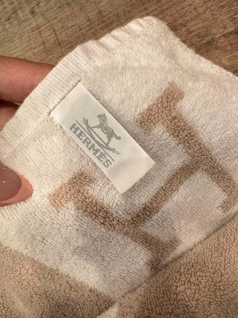 【cho】HERMES エルメス　アヴァロン　バスタオル　箱袋リボン付き