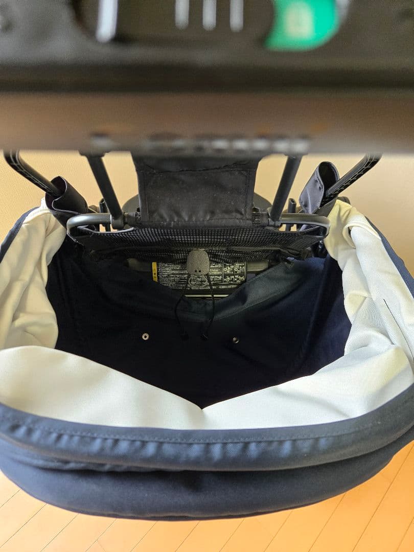 【美品】コンビ ベビーカー AttO type-s NB 両対面式 ネイビー