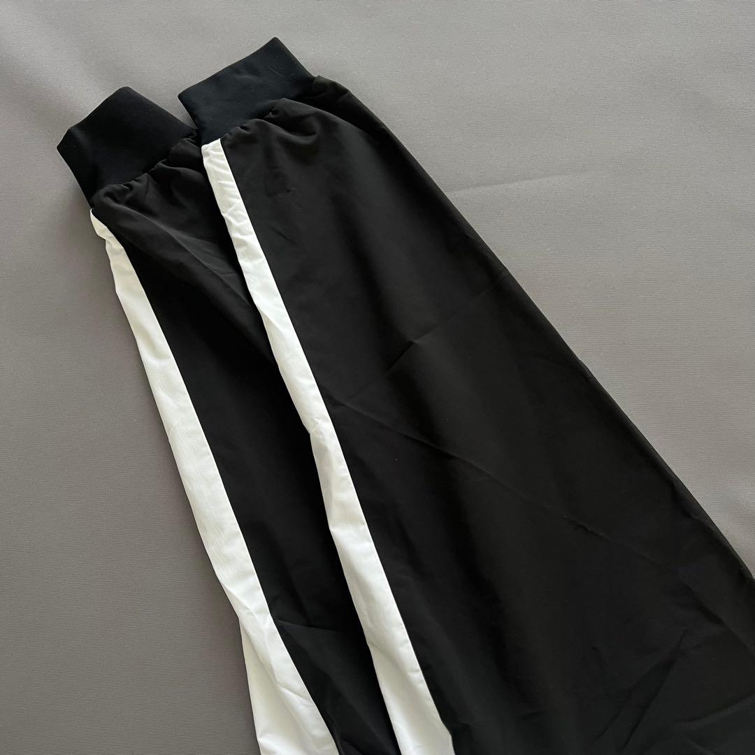 【新品】MARK&LONA マークアンドロナ　スニード　ナイロンジャケット　白黒