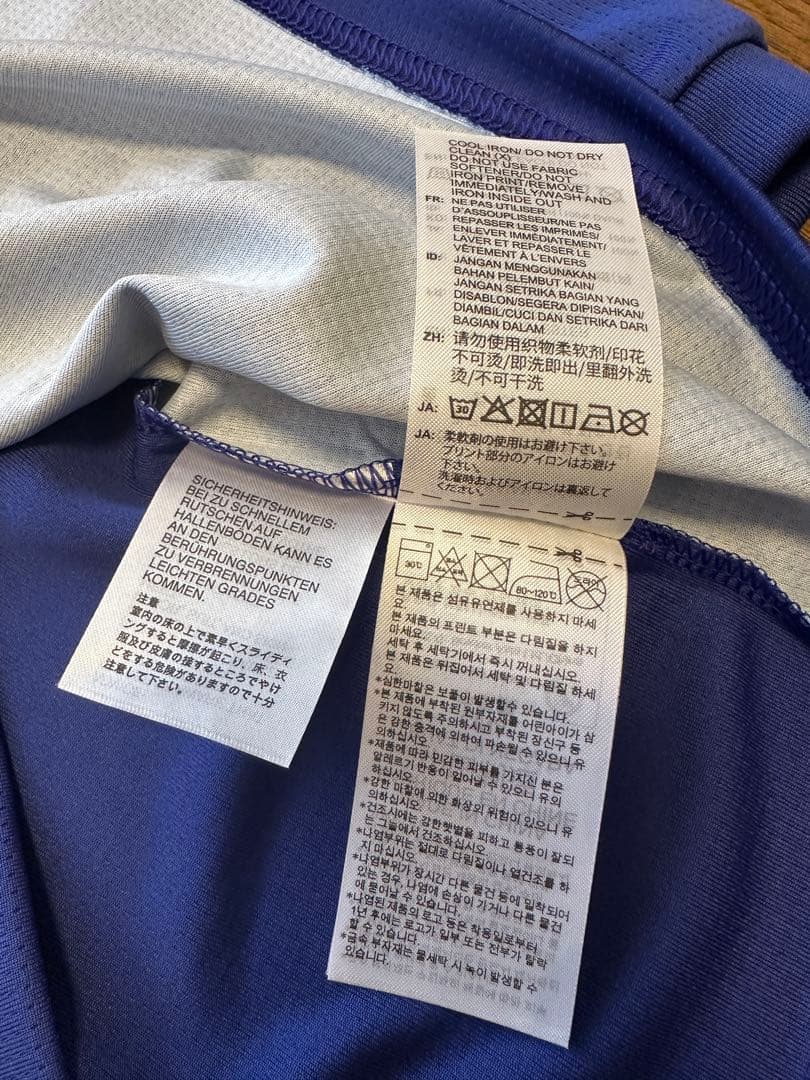 【新品タグ付】サッカー 日本代表 2026 ホーム　ユニフォーム M 長袖