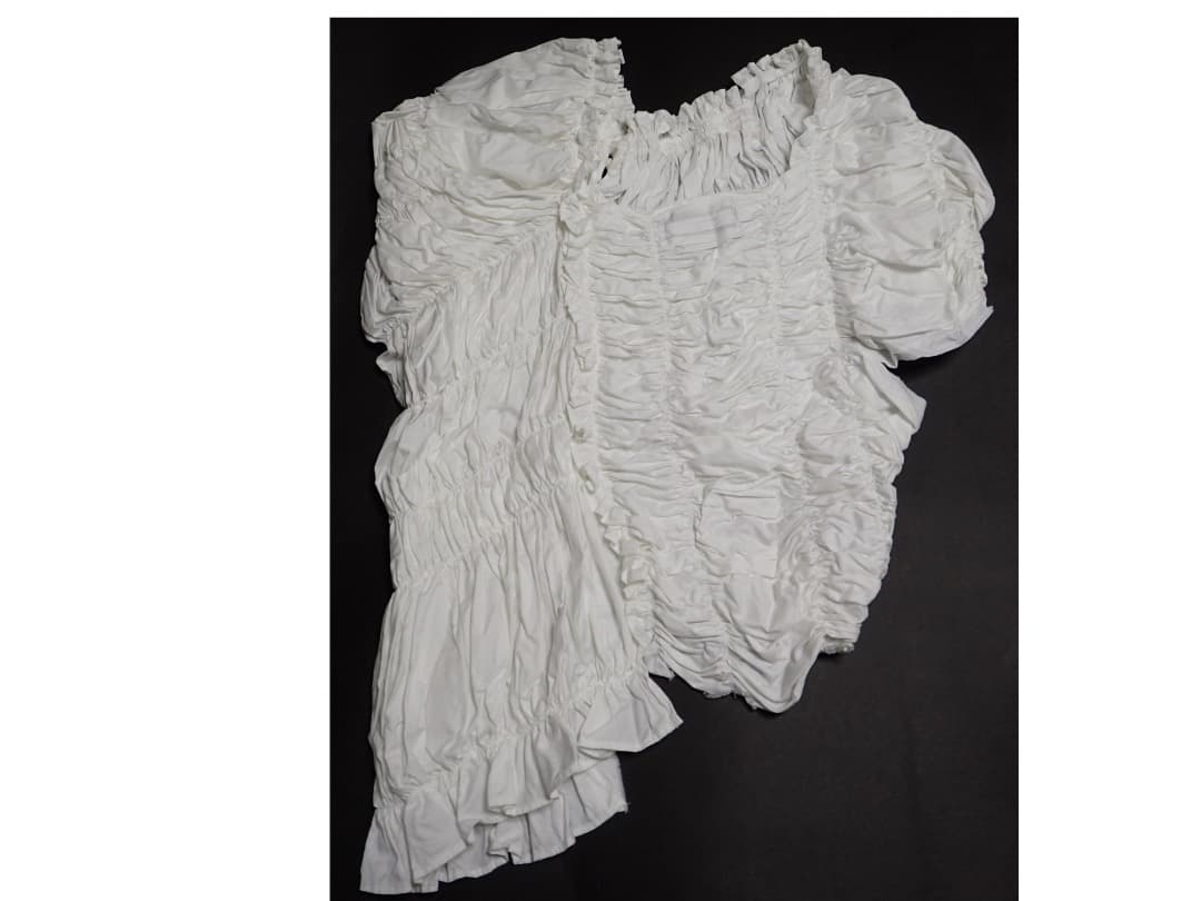 tricot COMME des GARCONS フリル付きホワイトシャツ 半袖