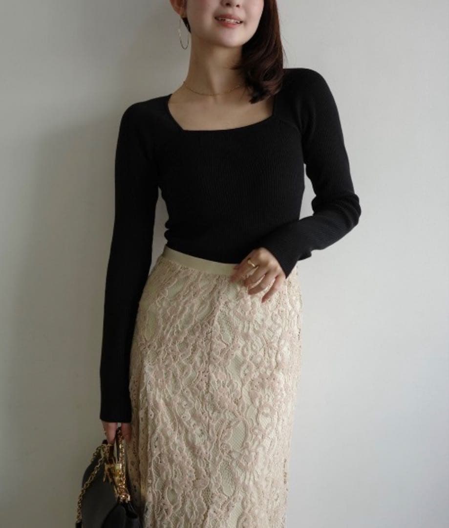 anuans シルクカシミアブレンドデコルテリブニット ブラック