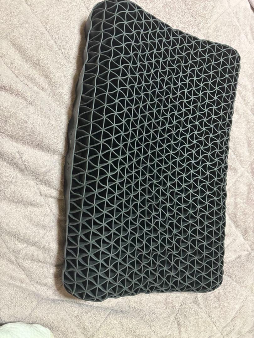 ま*ん様 ヒツジのいらない枕　低反発