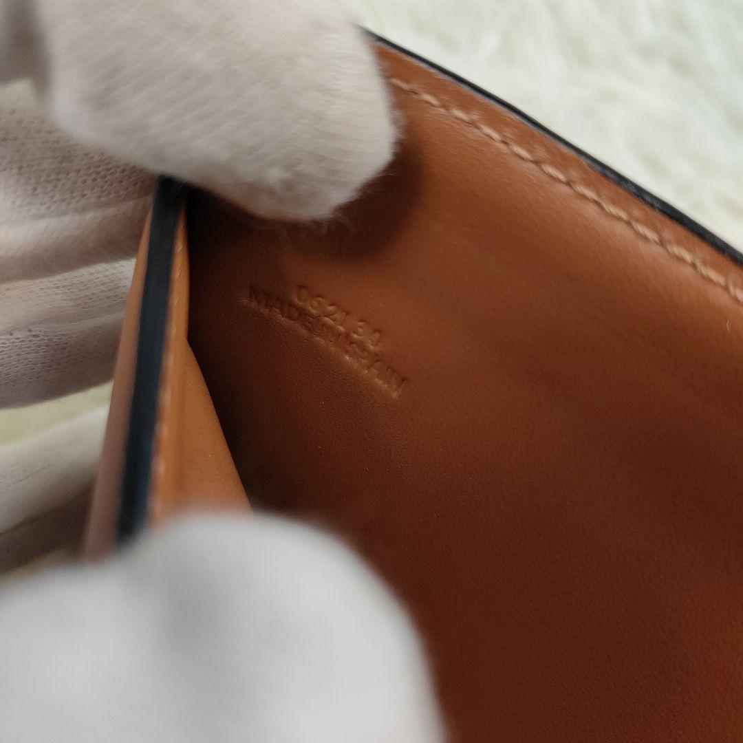 希少　LOEWE　 二つ折り財布 リピート アナグラム ロゴ レザー ブラウン
