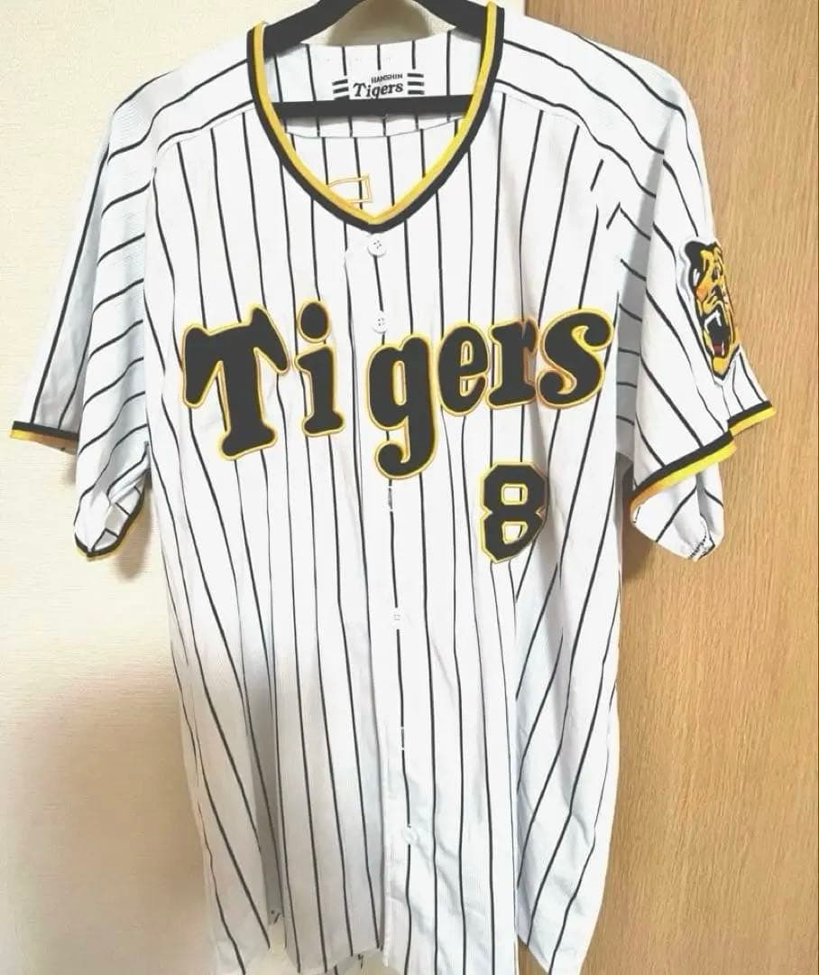 阪神タイガースユニフォーム　佐藤輝明　（Oサイズ）