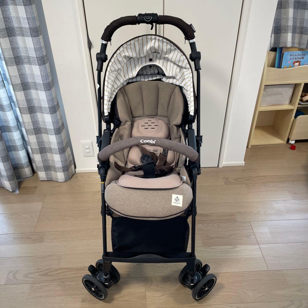 Combi 折りたたみ式ベビーカー スゴカルα 4キャスエッグショック