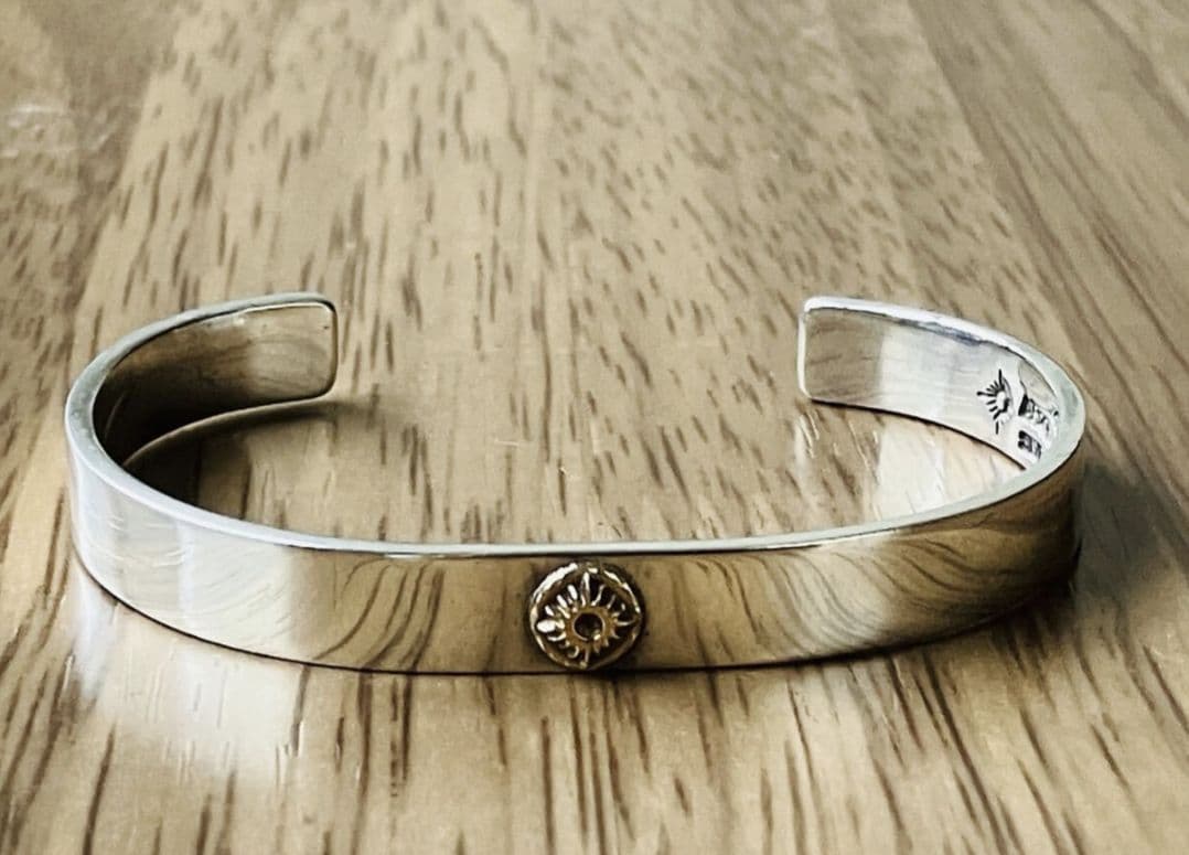 アリゾナフリーダム　太陽神　バングル　K18　平打ち