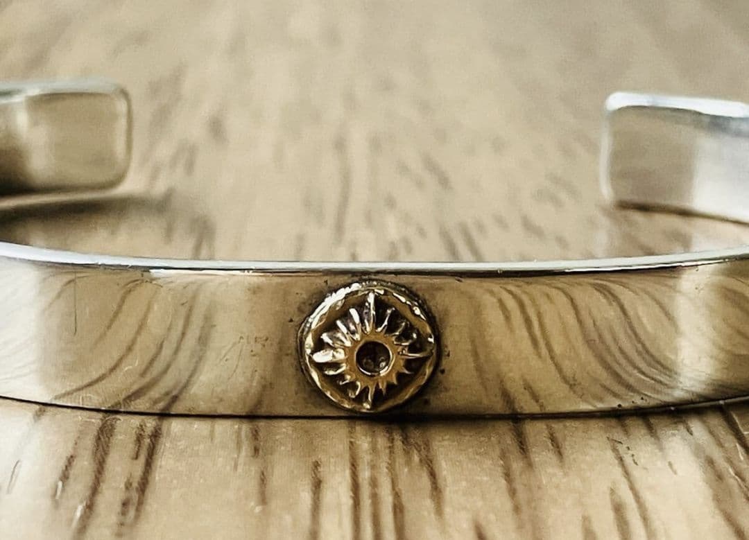 アリゾナフリーダム　太陽神　バングル　K18　平打ち