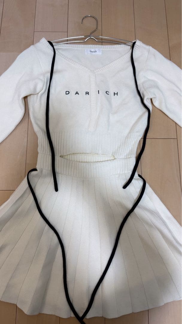 ダーリッチ ウエストオープンリボンデザインニットミニワンピースFREEサイズ