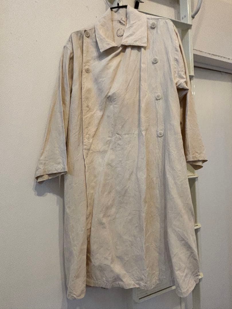 マルジェラもサンプリング　フランス軍のリネンコート