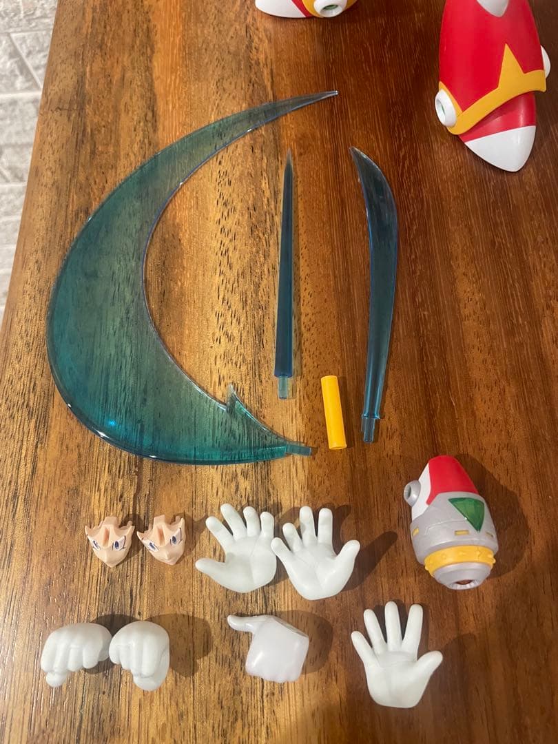 【組立済】コトブキヤ ロックマンX ロックマン　ゼロ プラモデル　セット