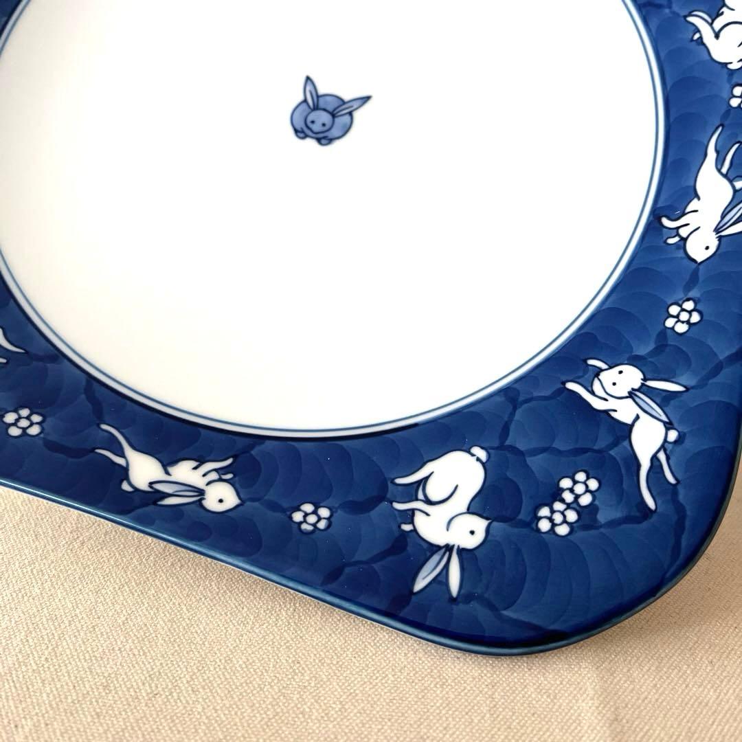 ☆K793○源右衛門窯　ウサギ紋スクエア大皿【未使用】元箱・栞・説明書有り