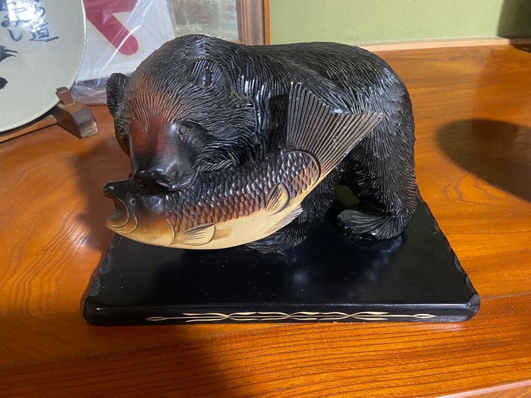 木彫りの熊