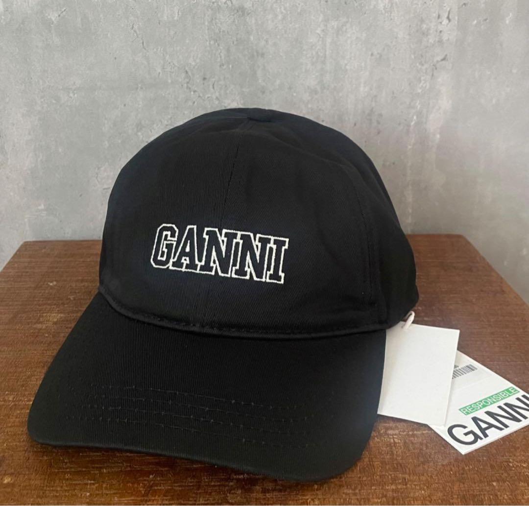 GANNI ガニー　ロゴキャップ　新品
