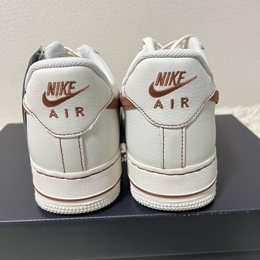 新品　未使用Nike Air Force 1 '07 LV8 26.0