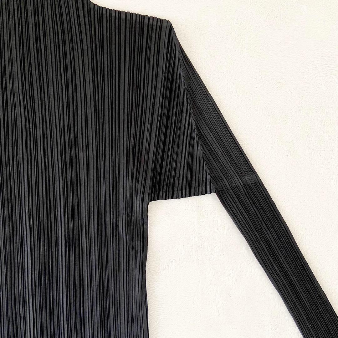 未使用タグ付き　PLEATS PLEASE イッセイミヤケ　タートルネック
